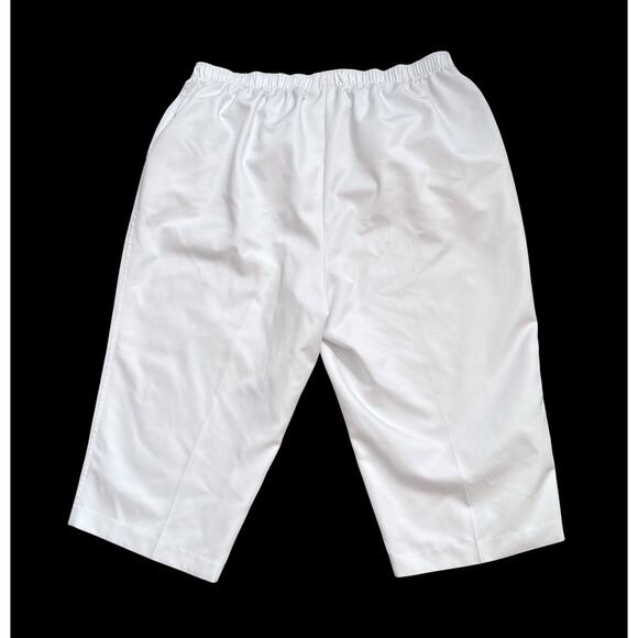 ALIA Womens Plus Size 18W White Pull On Elastic Waist Cropped Capri Pants - Picture 2 of 5